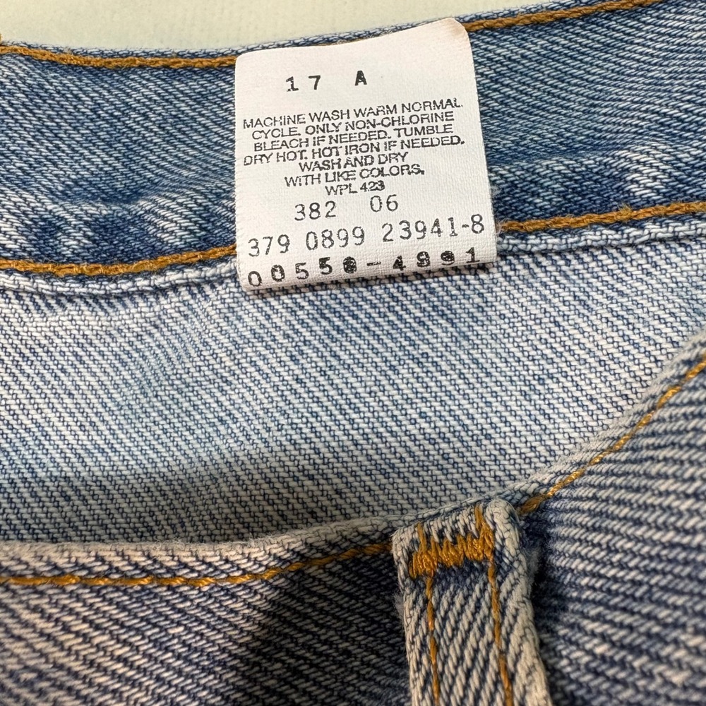 Vintage Levis 550 Relaxed Fit Jeans Mens 38x30-28 Made in USA Light Denim 0899 - Picture 3 of 9